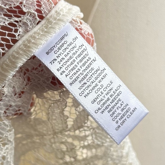 NWT LOFT Beautiful Ivory Cream Bell Sleeve Lace Overlay Blouse Size Small - Picture 9 of 9